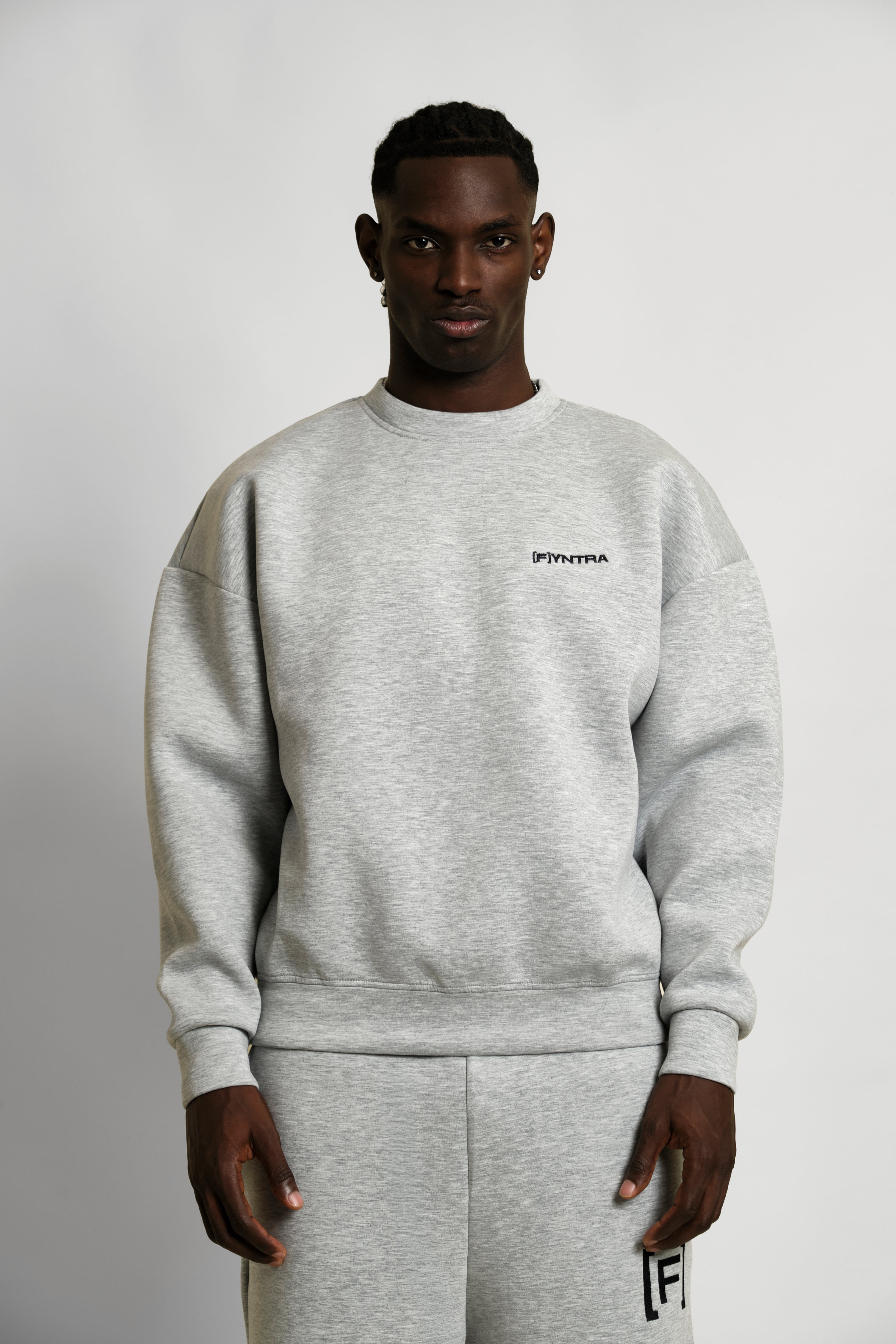 [F] SWEATER-14