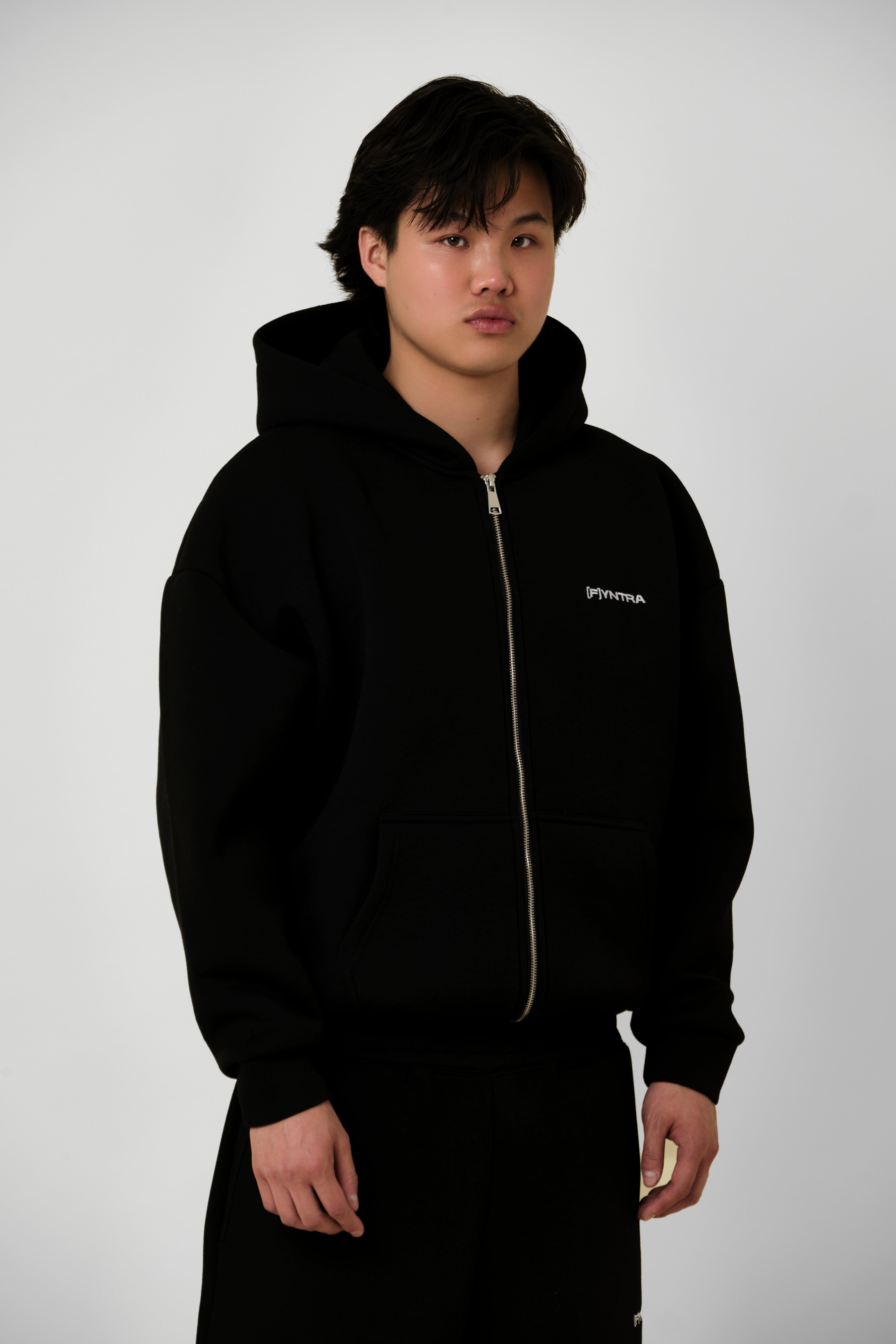 ESSENTIAL ZIP JET HOODIE-3