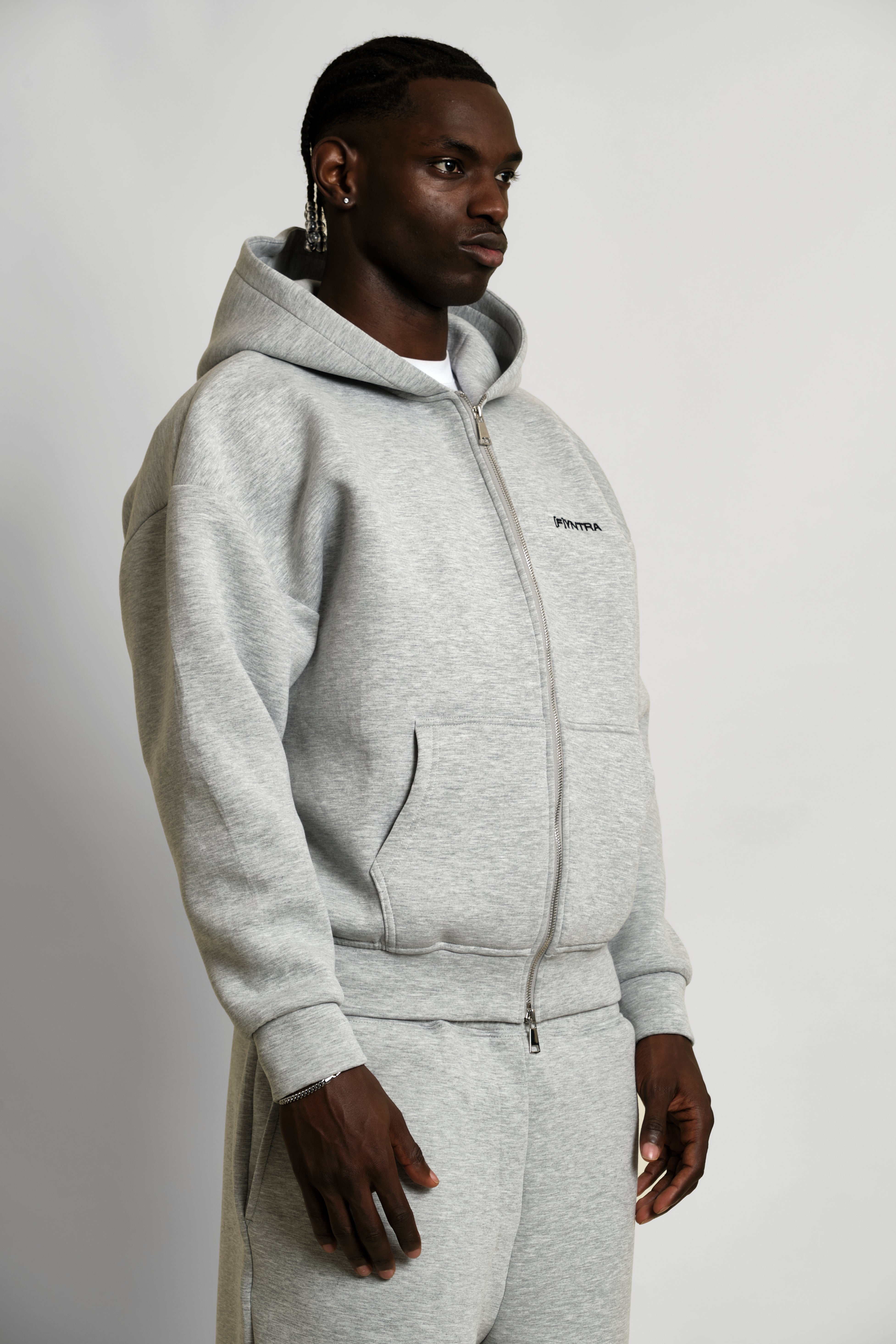 ESSENTIAL ZIP JET HOODIE-10