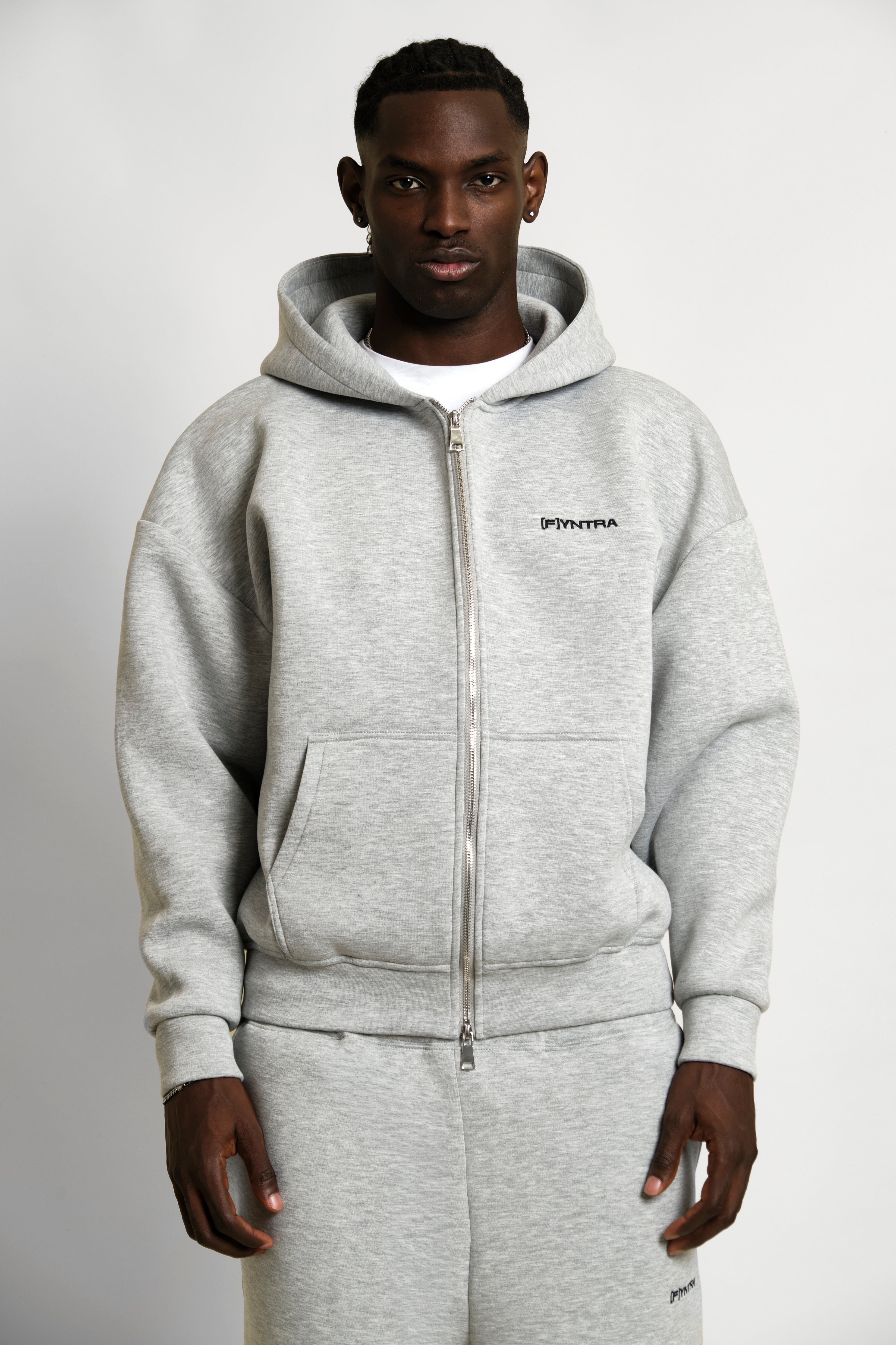 ESSENTIAL ZIP JET HOODIE-9